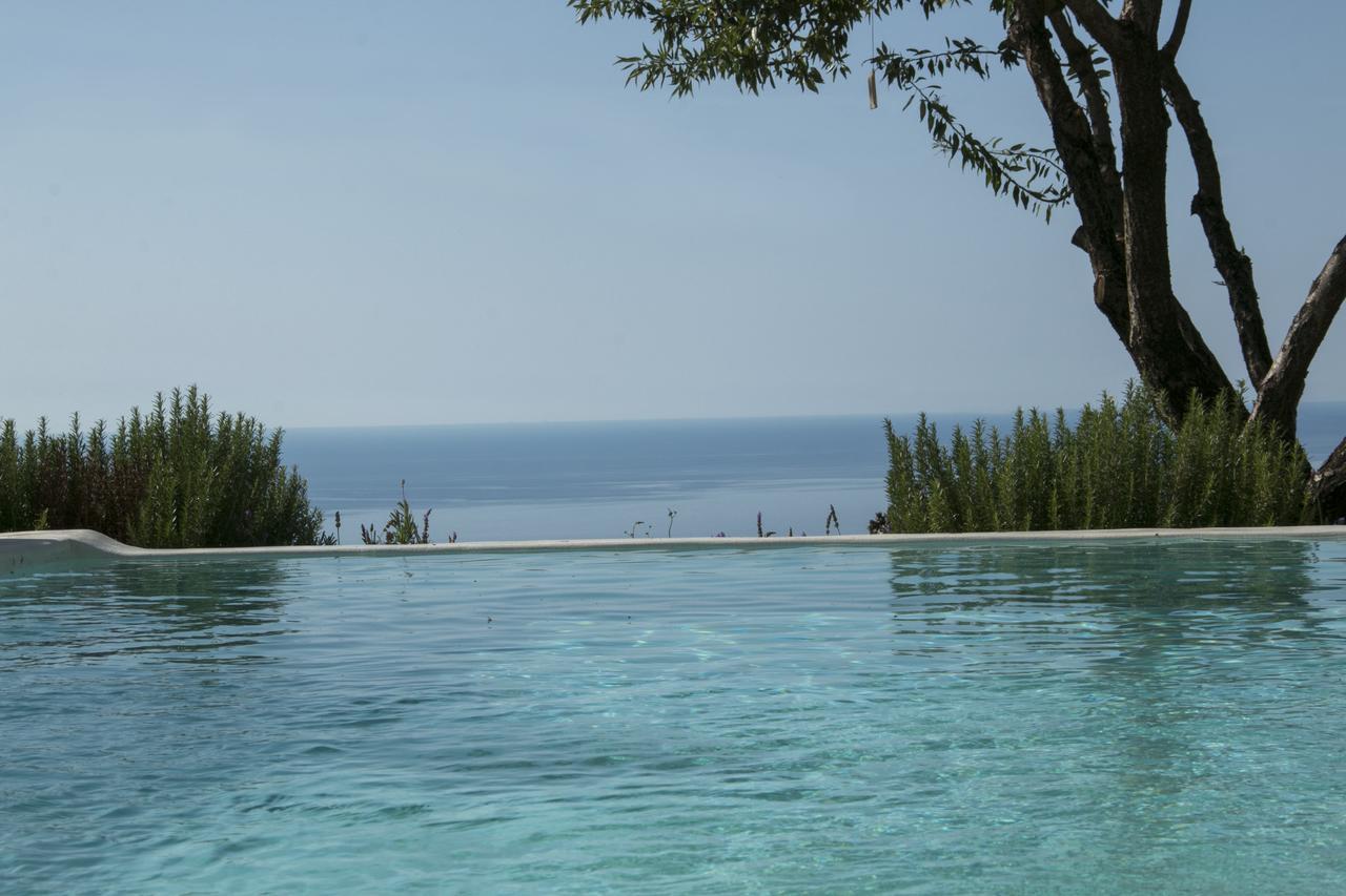 Yades Villas Αθάνι Εξωτερικό φωτογραφία